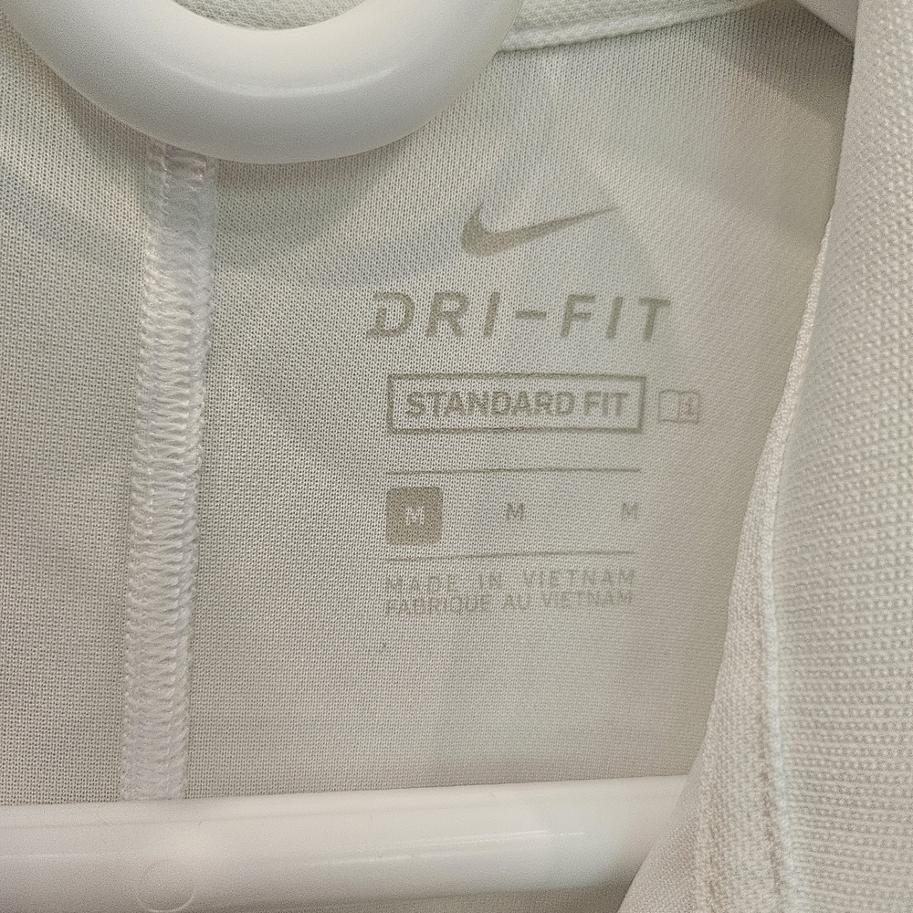 Nike Women's White Sleeveless Tank Top - Picture 3 of 8